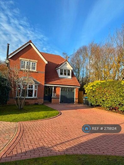 4 Bedroom Detached House To Rent In Cranesbill Close, Killinghall, Harrogate, HG3