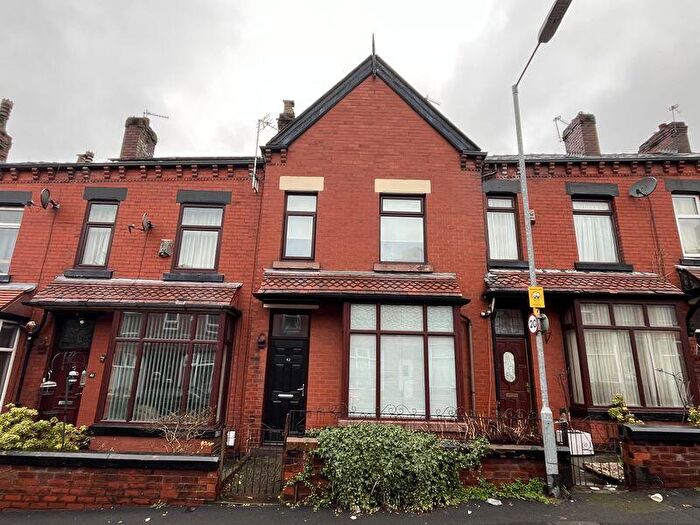2 Bedroom Terraced House For Sale In Shrewsbury Road, Heaton, BL1