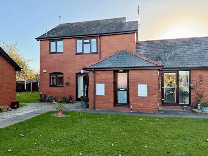 1 Bedroom Flat For Sale In Grandstand Road, Hereford, HR4