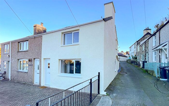 2 Bedroom Semi-Detached House For Sale In Pool Street, Llanfairfechan, Conwy, LL33