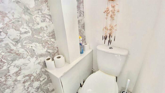 3 Bedroom Terraced House For Sale In Cotswold Place, Peterlee, SR8