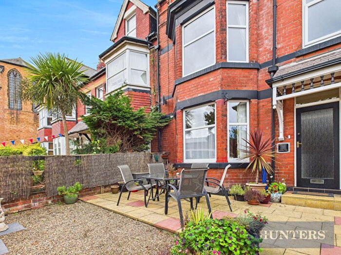 6 Bedroom Terraced House For Sale In Columbus Ravine, Scarborough, YO12