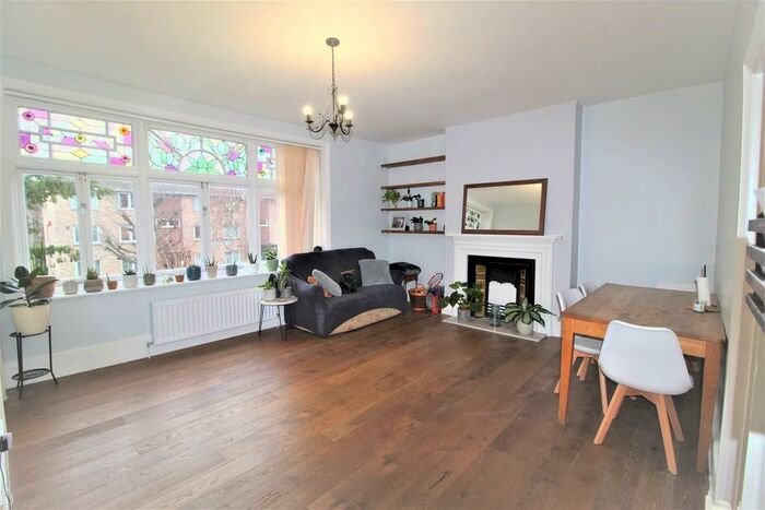 1 Bedroom Apartment To Rent In Ashburton Road, Croydon, CR0