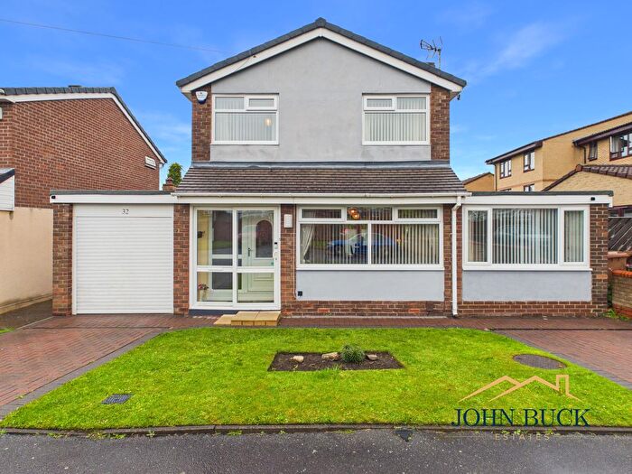 3 Bedroom Detached House For Sale In Oakfield Close, East Herrington, Sunderland, SR3