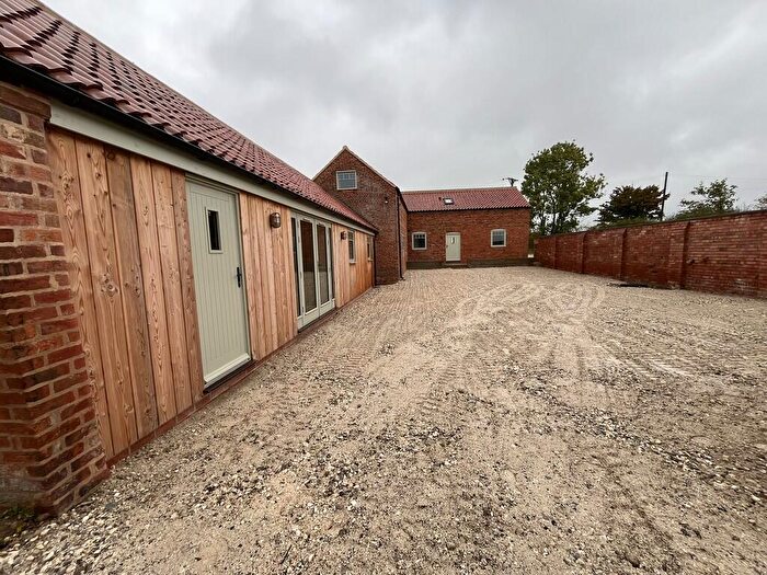 4 Bedroom Barn Conversion To Rent In Mill Lane, Middle Rasen, Market Rasen., LN8
