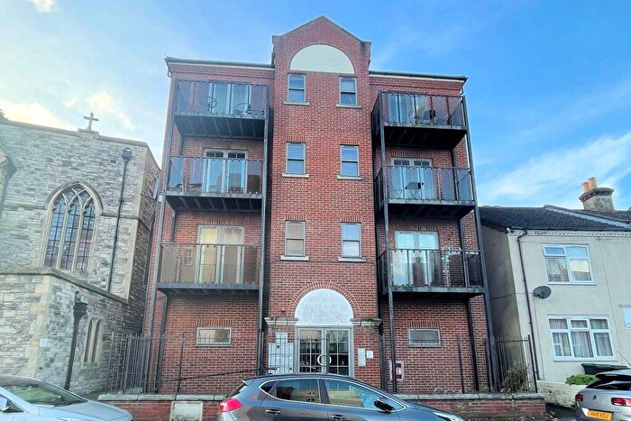 2 Bedroom Apartment For Sale In Avenue Road, Gosport, PO12