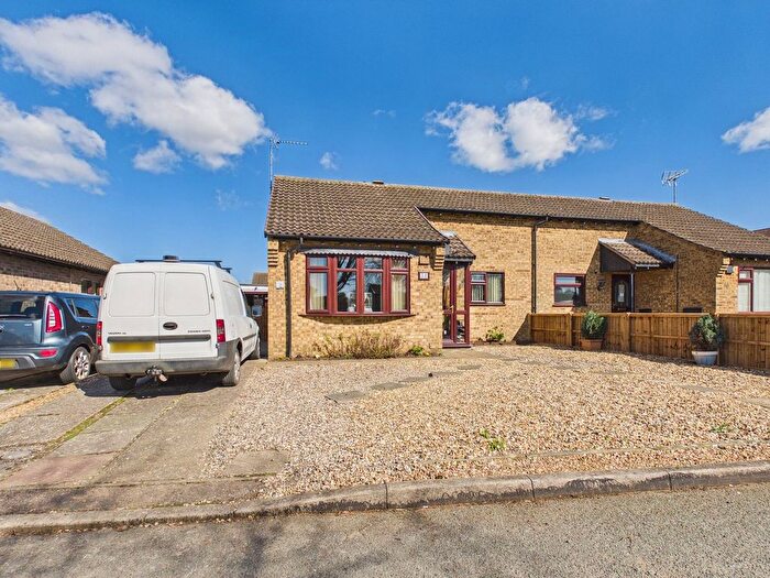 2 Bedroom Detached Bungalow For Sale In Grimshoe Road, Downham Market, PE38