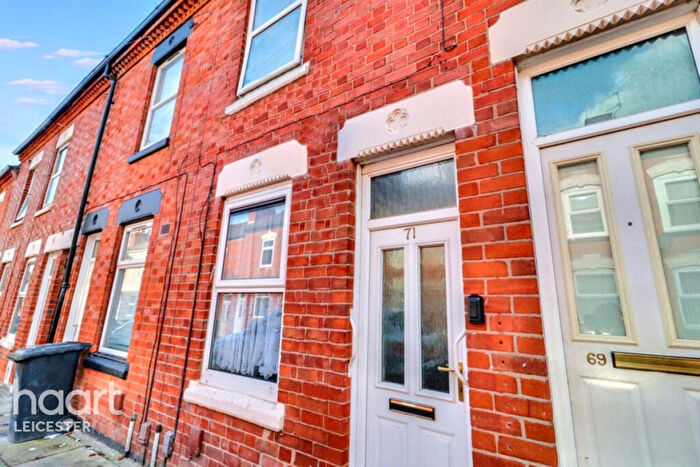 3 Bedroom Terraced House For Sale In Bartholomew Street, Leicester, LE2