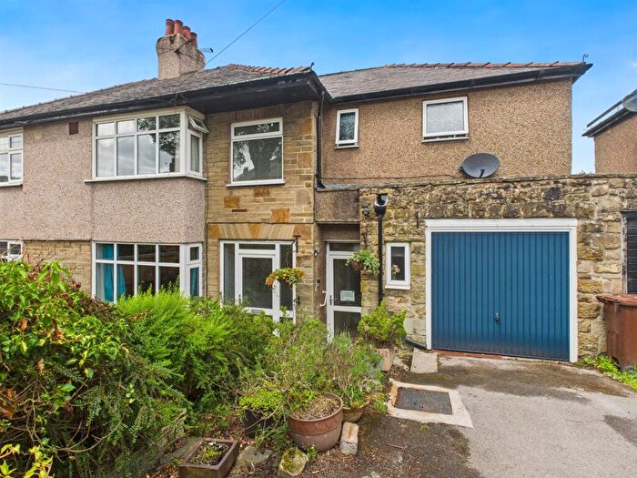 4 Bedroom Semi-Detached House For Sale In Macclesfield Old Road, Buxton, SK17