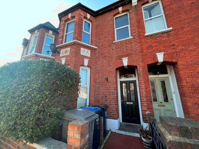 1 Bedroom Flat To Rent In Huddlestone Road, Willesden, NW2
