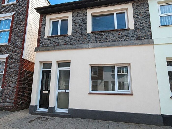 1 Bedroom Flat To Rent In Victoria Street, Gosport, PO12