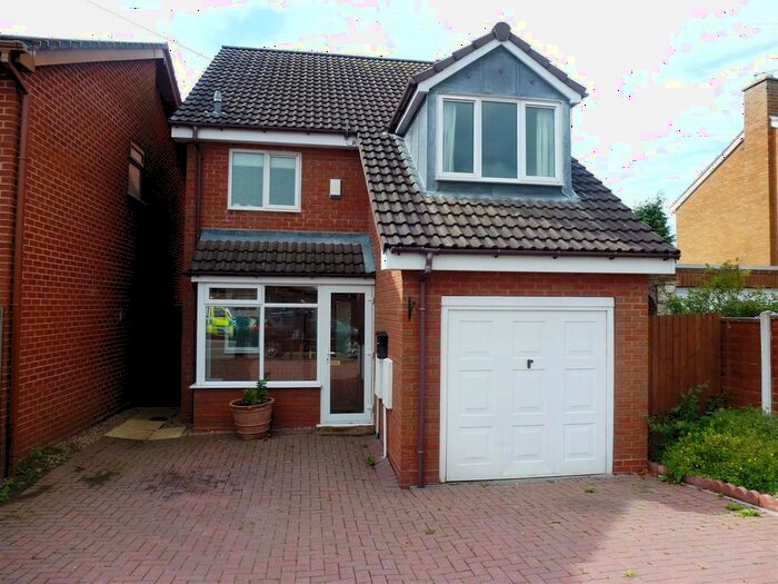 3 Bedroom Detached House To Rent In Melbourne Road, Bromsgrove, Worcestershire, B61