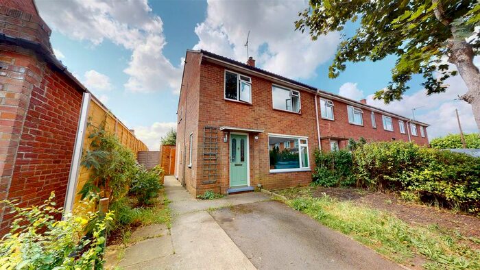 3 Bedroom Property To Rent In Tyrrells Way, Sutton Courtenay, Abingdon, OX14