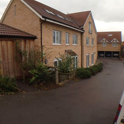 2 Bedroom Flat To Rent In Eastwick Farm Apartments, Eastwick Road, Taunton, Somerset, TA2