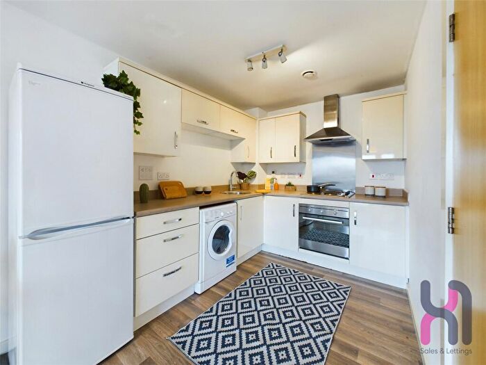 1 Bedroom Flat To Rent In Spinner House, A Elmira Way, Salford, M5