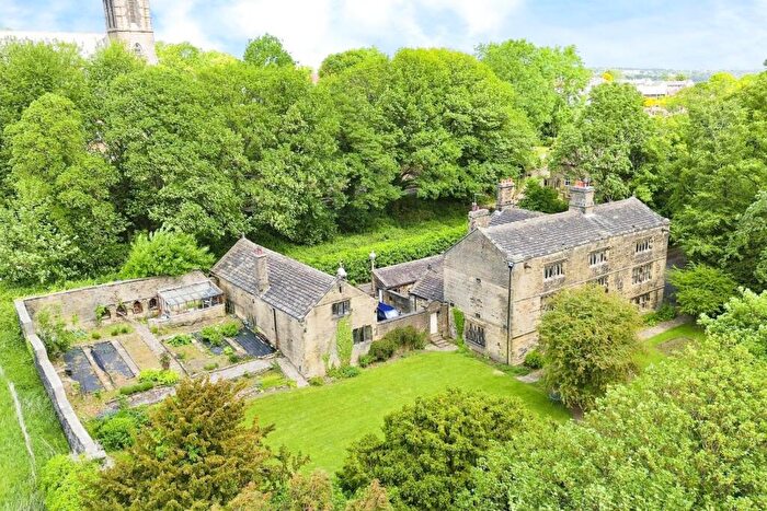 7 Bedroom House For Sale In Thornton Road, Thornton, Bradford, BD13