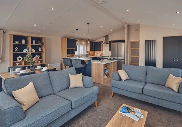 2 Bedroom Lodge For Sale In Atwick Road, Hornsea, HU18