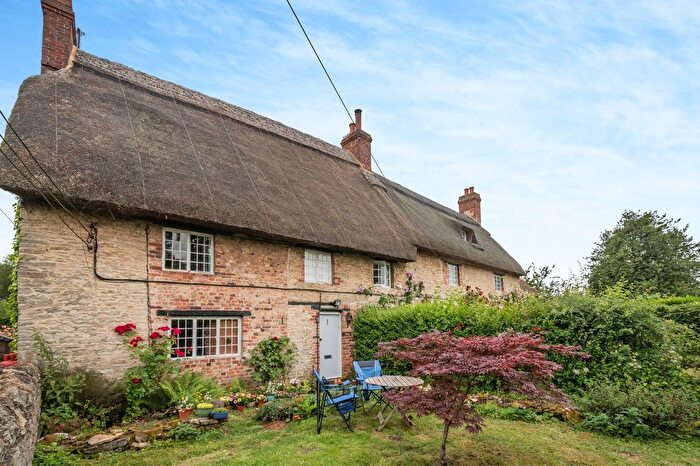 2 Bedroom Semi Detached House For Sale In Canal Yard, Thrupp, OX5