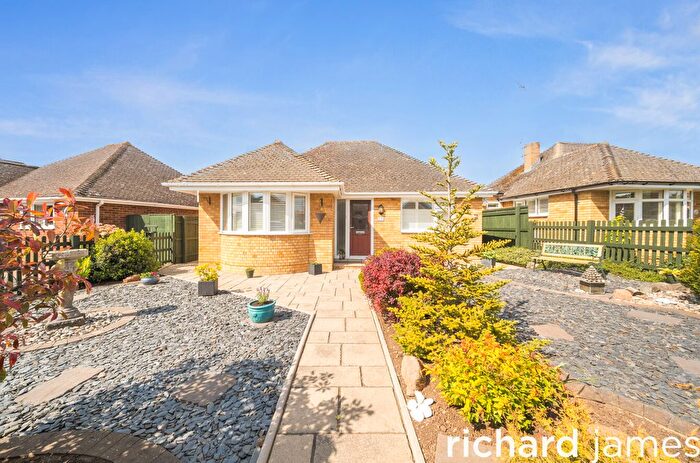 2 Bedroom Bungalow For Sale In Whitehill Lane, Royal Wootton Bassett, SN4