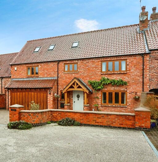 5 Bedroom Link Detached House For Sale In Holmleigh Court, Hose, Melton Mowbray, LE14