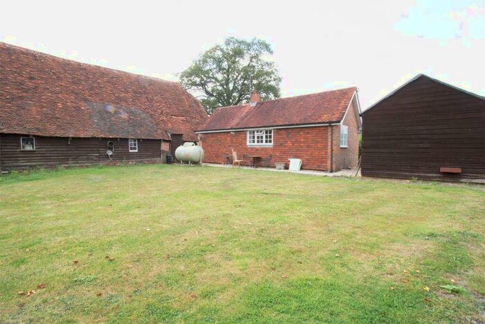 1 Bedroom Detached Bungalow To Rent In Plaistow Road, Kirdford, RH14