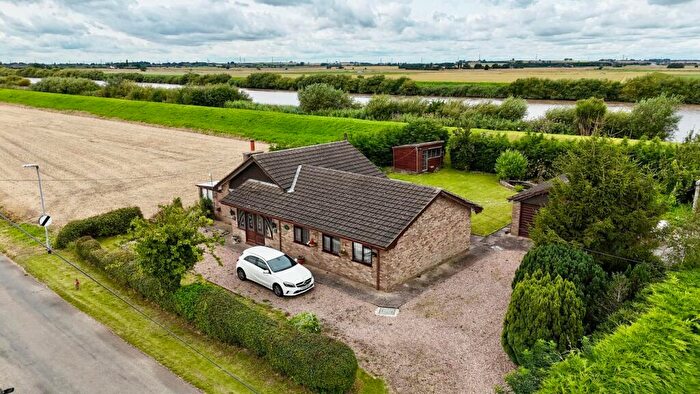 3 Bedroom Detached Bungalow For Sale In East Ferry Road, Susworth, DN17