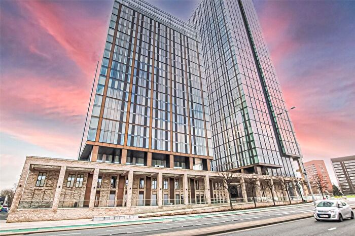 2 Bedroom Apartment To Rent In Elizabeth Tower, Chester Road, Manchester, M15