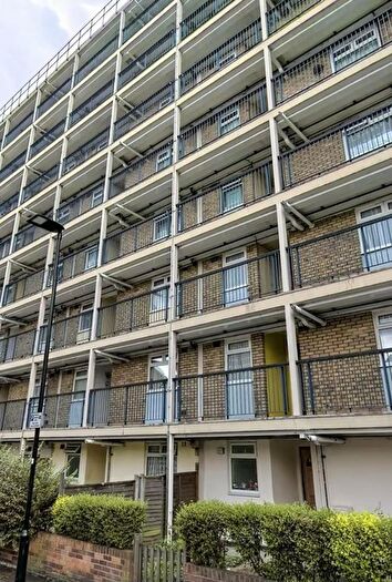 2 Bedroom Flat For Sale In Cridland Street, London, E15