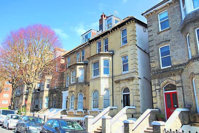 Studio To Rent In Norton Road, Hove, BN3