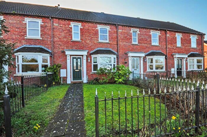 3 Bedroom House To Rent In Rosewood Crescent, Leamington Spa, CV32