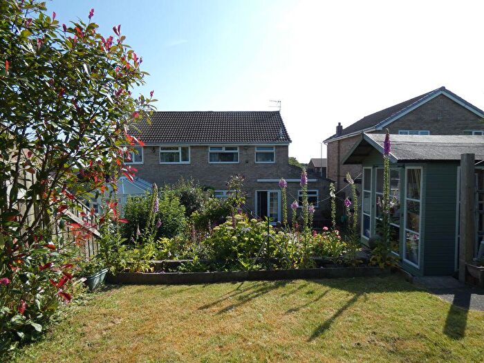 3 Bedroom Semi-Detached House For Sale In Kirkdale, Spennymoor, DL16