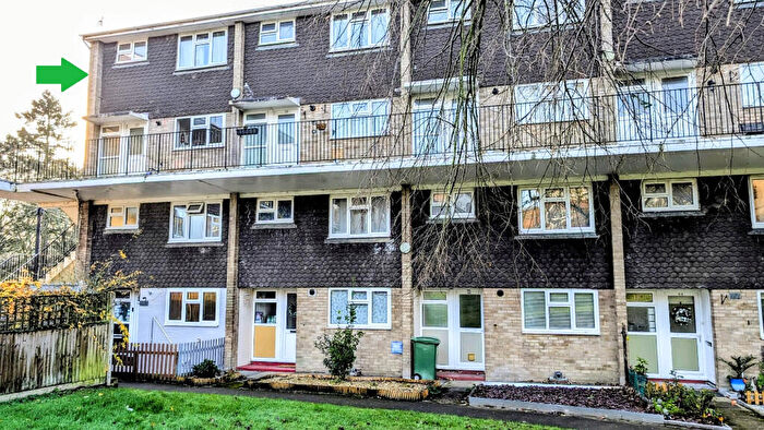 2 Bedroom Maisonette For Sale In Kildare Close, Bordon, Hampshire, GU35