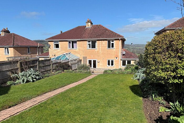 3 Bedroom Semi Detached House For Sale In High Street, Bathford, BA1