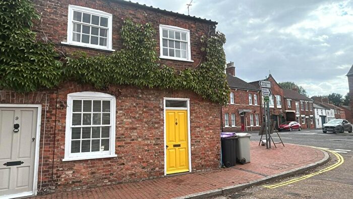 3 Bedroom End Of Terrace House For Sale In Market Place, Wainfleet, Skegness, PE24