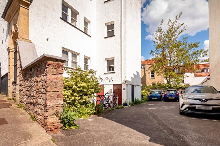 1 Bedroom Flat To Rent In Granby House, Granby Hill, Clifton, BS8