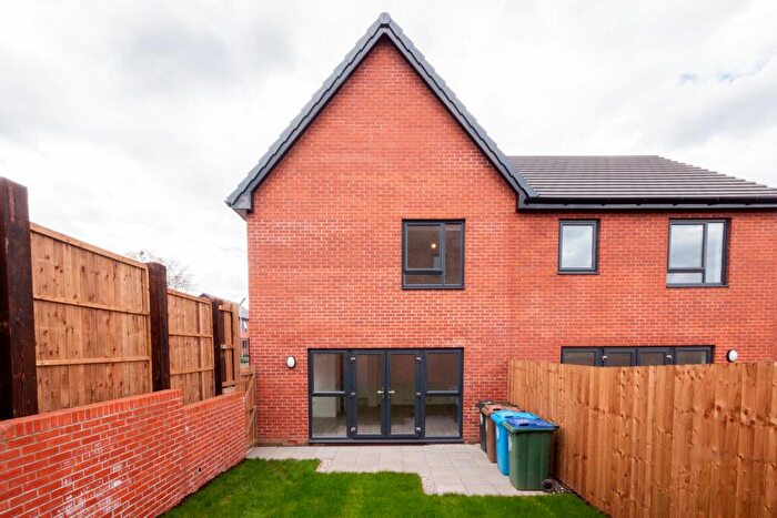 3 Bedroom House To Rent In Barnabas Drive, Salford, M6