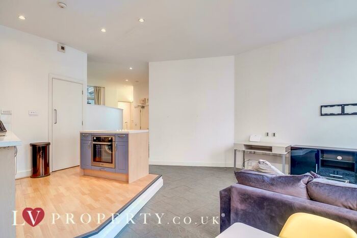 1 Bedroom Apartment To Rent In Sun House, Bennetts Hill, B2