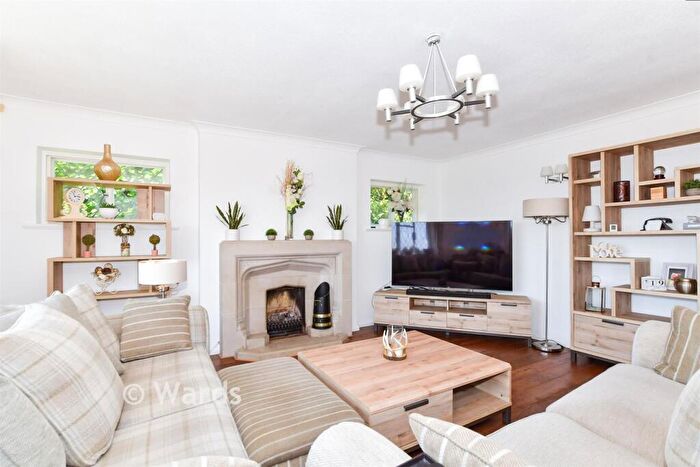 3 Bedroom Detached Bungalow For Sale In Chart Road, Sutton Valence, Maidstone, Kent, ME17
