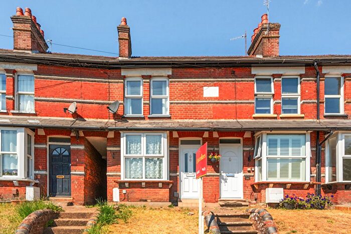 3 Bedroom Terraced House For Sale In Berkhampstead Road, Chesham, HP5