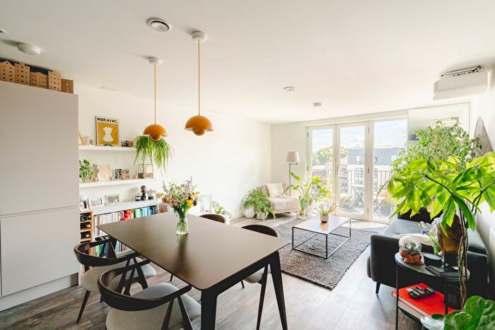 2 Bedroom Flat For Sale In Dean Amp; Wilder, Dean Street, Bristol, Bristol, BS2