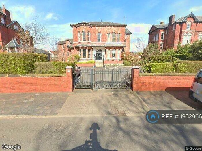 2 Bedroom Flat To Rent In Westdene, Southport, PR9