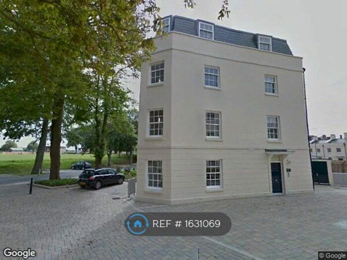 2 Bedroom Flat To Rent In Mizzen Road, Plymouth, PL1