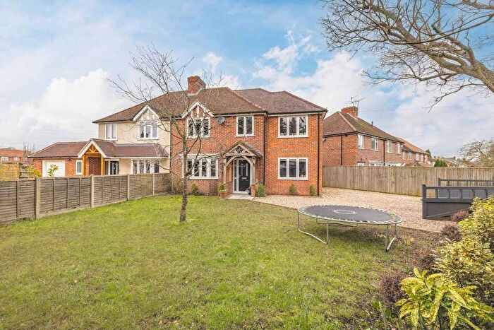 4 Bedroom Semi Detached House For Sale In Holtspur Top Lane, Beaconsfield, HP9