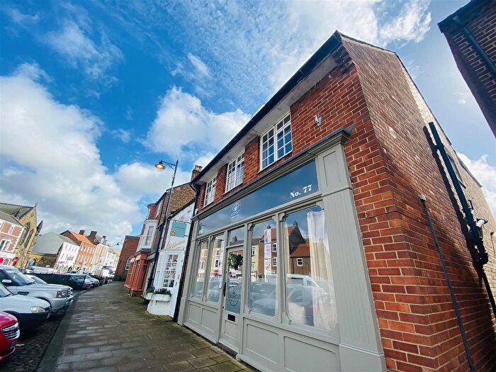 2 Bedroom Flat To Rent In High Street, Stokesley, TS9