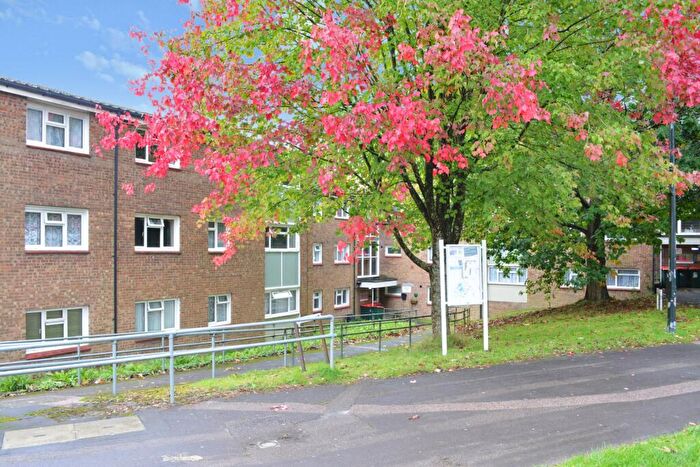 2 Bedroom Apartment To Rent In Lansbury Road, Broadfield, RH11