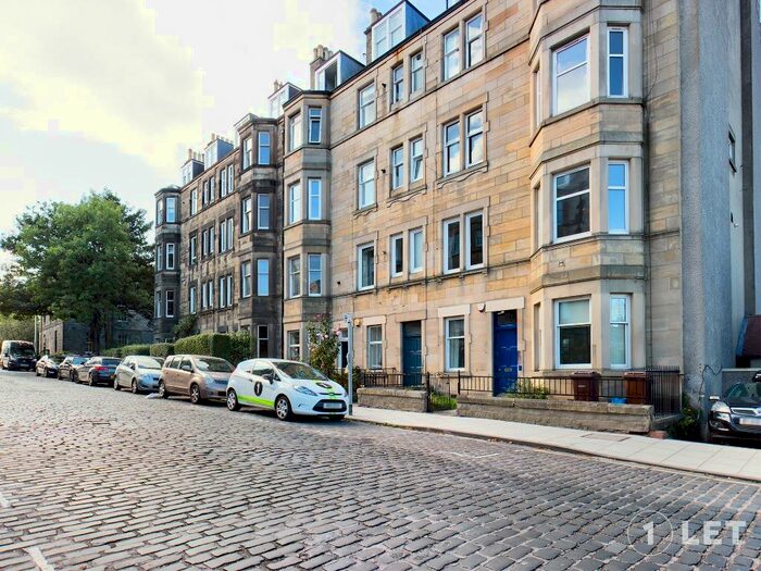 1 Bedroom Flat To Rent In East Claremont Street, New Town, Edinburgh, EH7