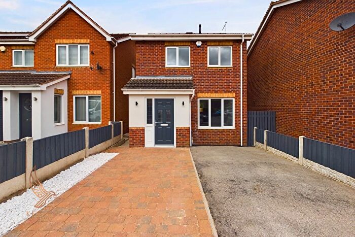 3 Bedroom Detached House For Sale In Northfield Meadows, South Kirkby, Pontefract, WF9