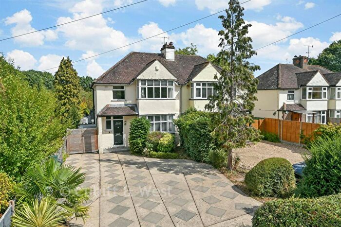 3 Bedroom Semi-Detached House For Sale In Balcombe Road, Horley, Surrey, RH6