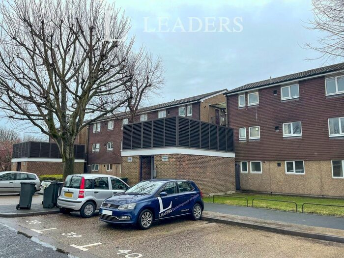 2 Bedroom Flat To Rent In Bittern Close, Gosport, PO12