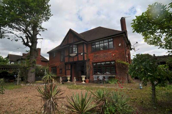 5 Bedroom Detached House To Rent In London Road Luton, LU1